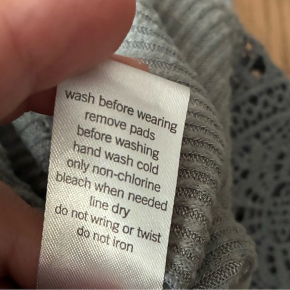 Mudd Olive Lace Halter Top M - Picture 9 of 10